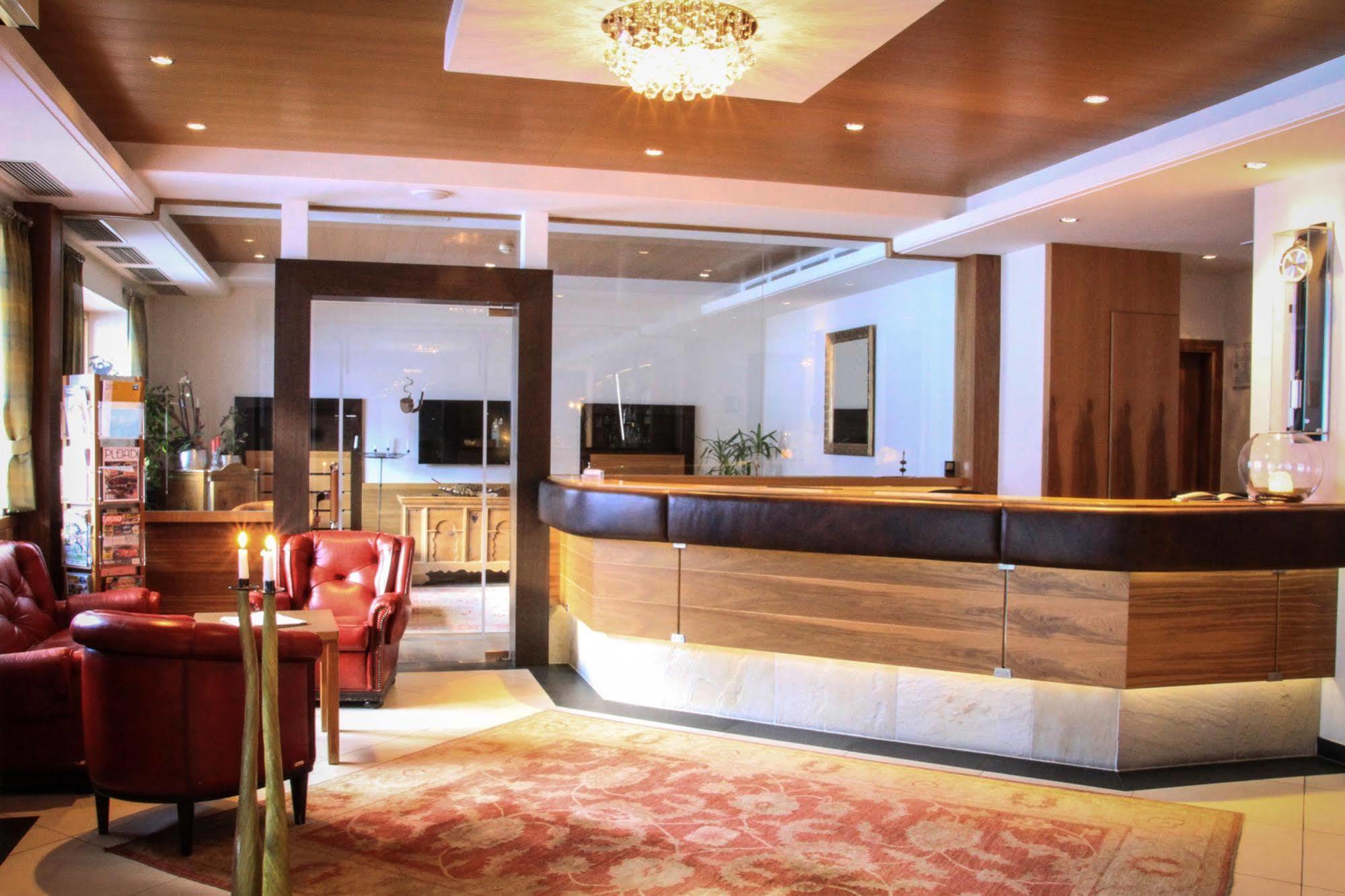 Hotel Cristallo ソルダ エクステリア 写真